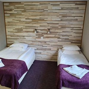Dreibettzimmer